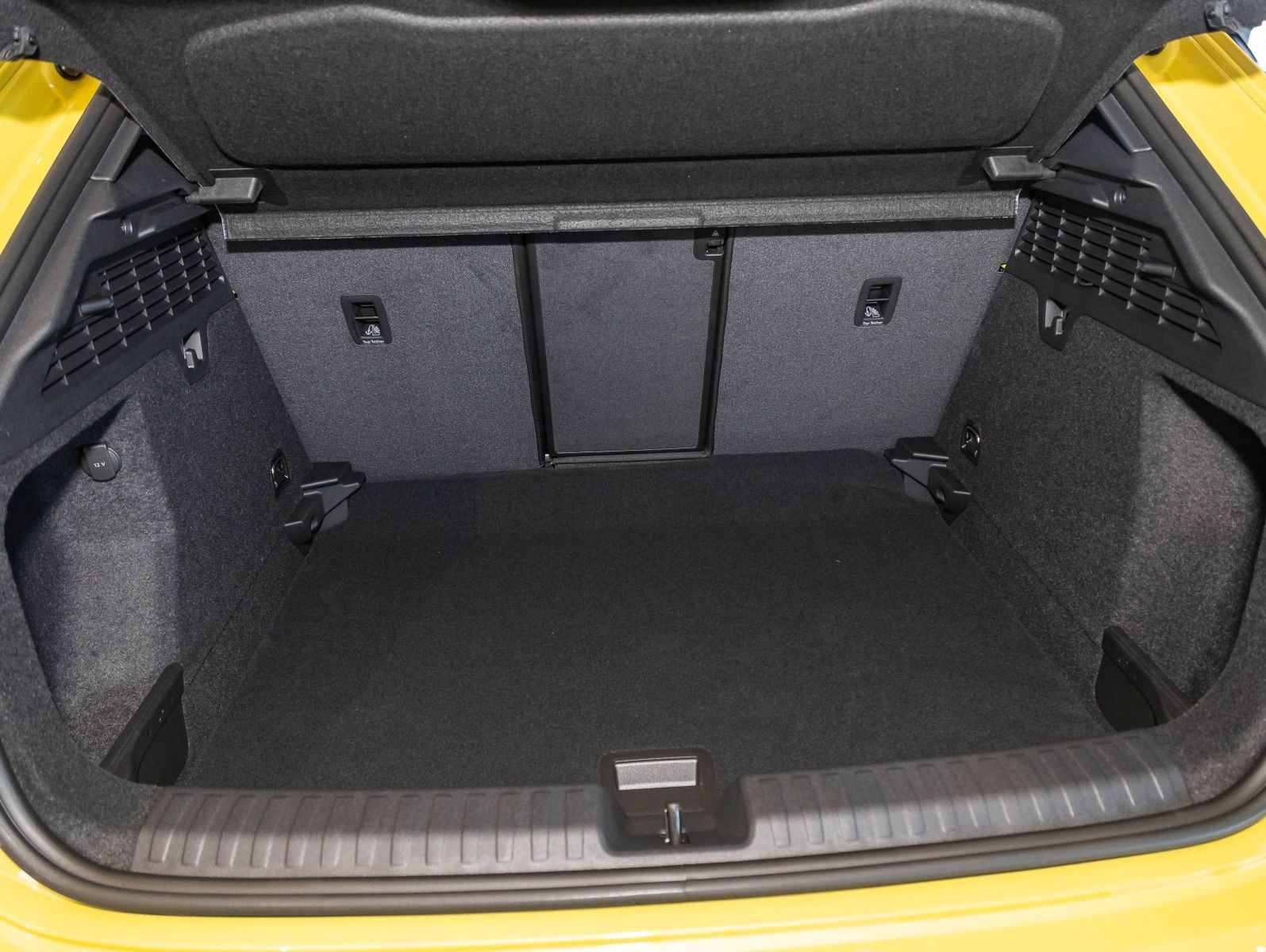 Audi A3 allstreet 35TFSI Stronic - Samsaru's Car Outlet