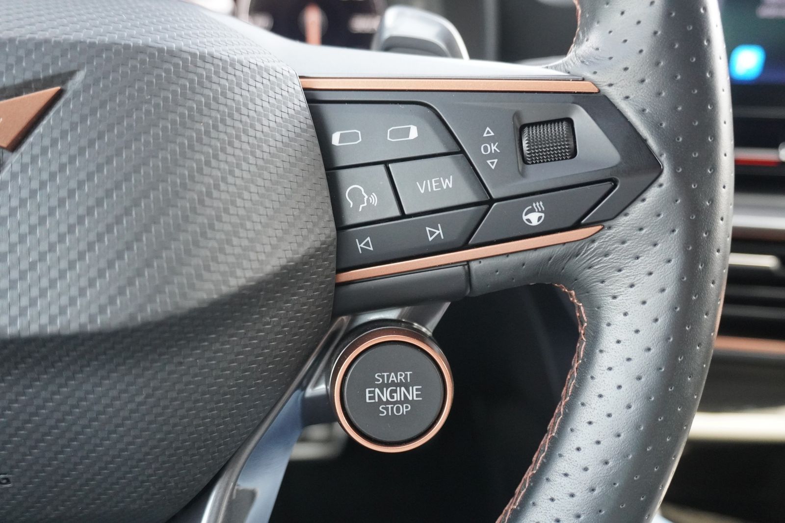 Cupra Leon 1.4 e-HYBRID - Samsaru's Car Outlet