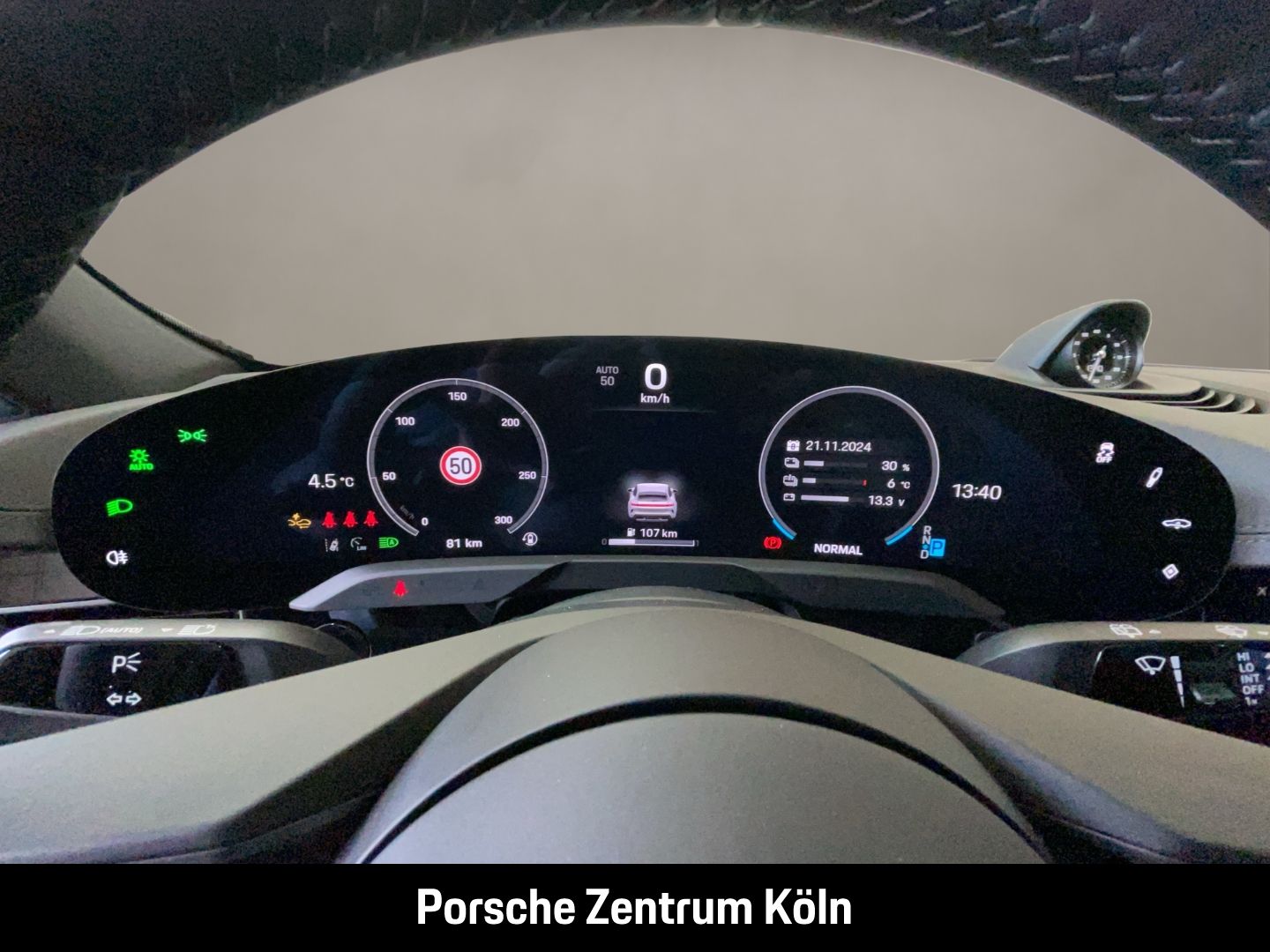 Porsche Taycan 4 Cross Turismo InnoDrive Surround-View