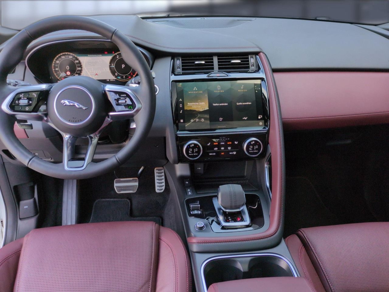 Jaguar E-Pace D200 R-Dynamic SE AWD Pano/Winter Kamera
