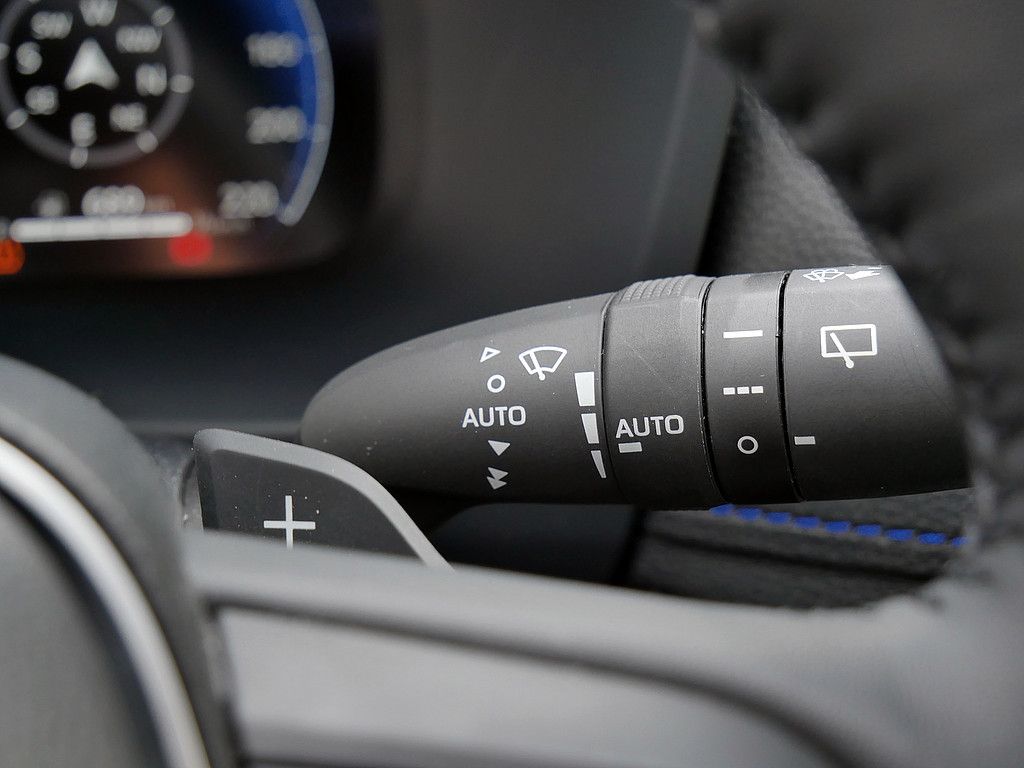 Toyota RAV 4 2.5 Hybrid 4x2 Style KAMERA NAVI ACC LED