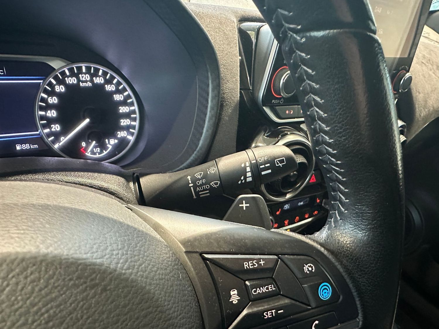 Nissan Juke N-Design - Samsaru's Car Outlet
