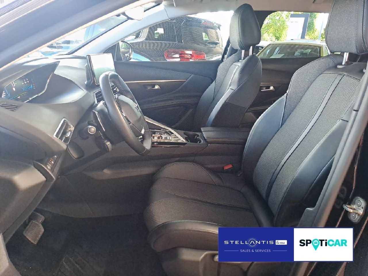 Peugeot 3008 Hybrid 225 Allure SHZ*NAVI