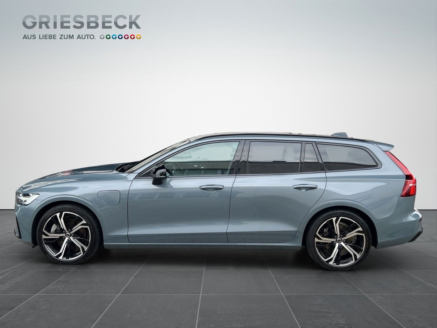 Volvo V60 T8 Plus Dark LED*AHK*4xSHZ
