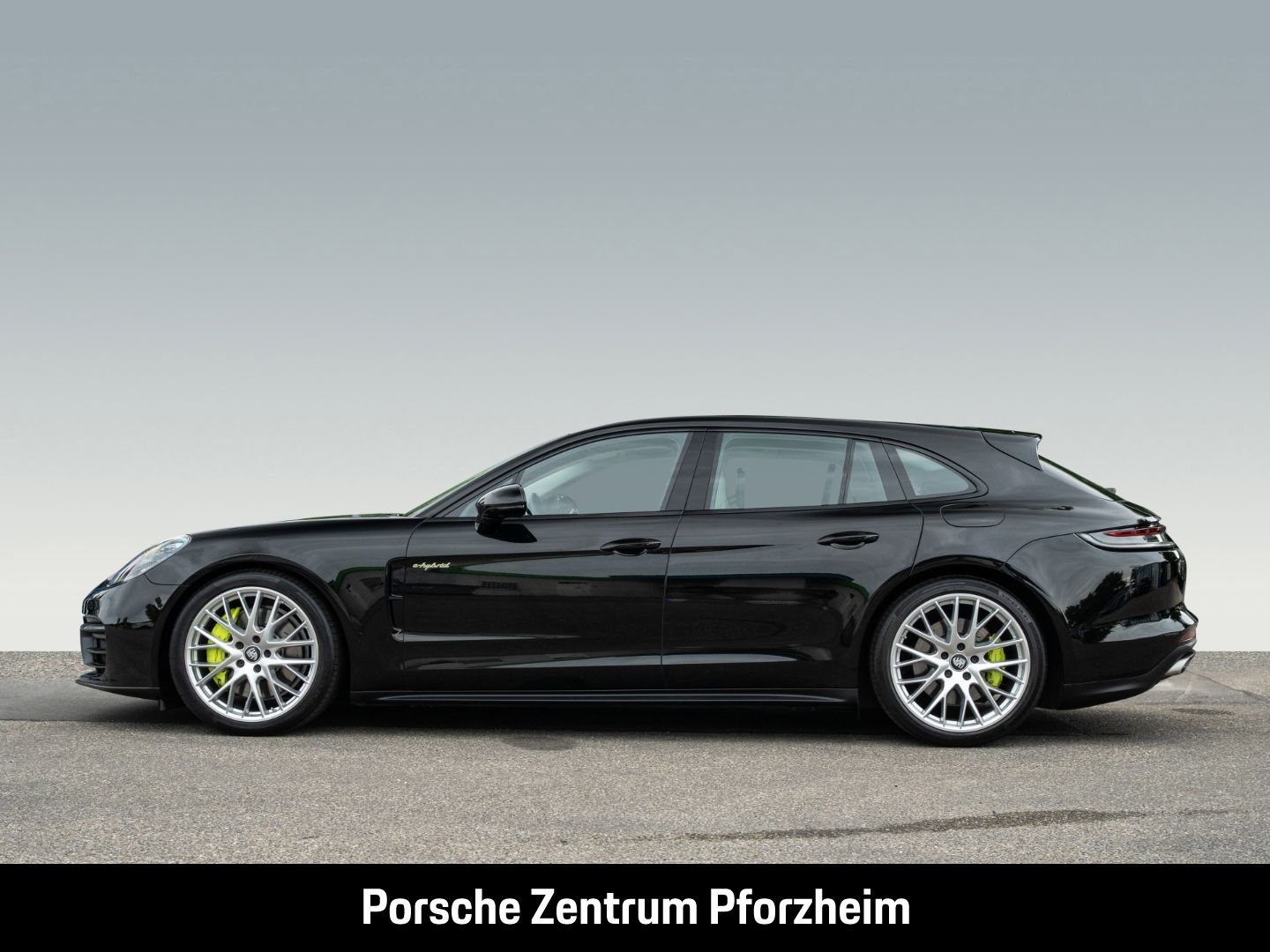 Porsche Panamera 4 E-Hybrid Sport Turismo Surround-View