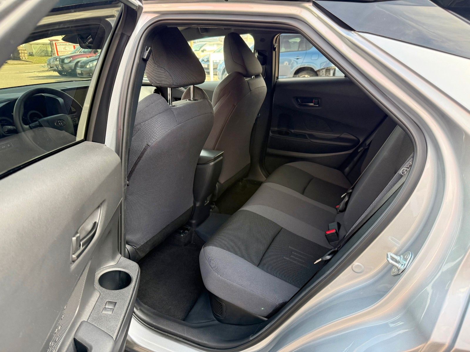 Toyota C-HR Team D 2.0l Plug-in Hybrid *Tech-Paket*