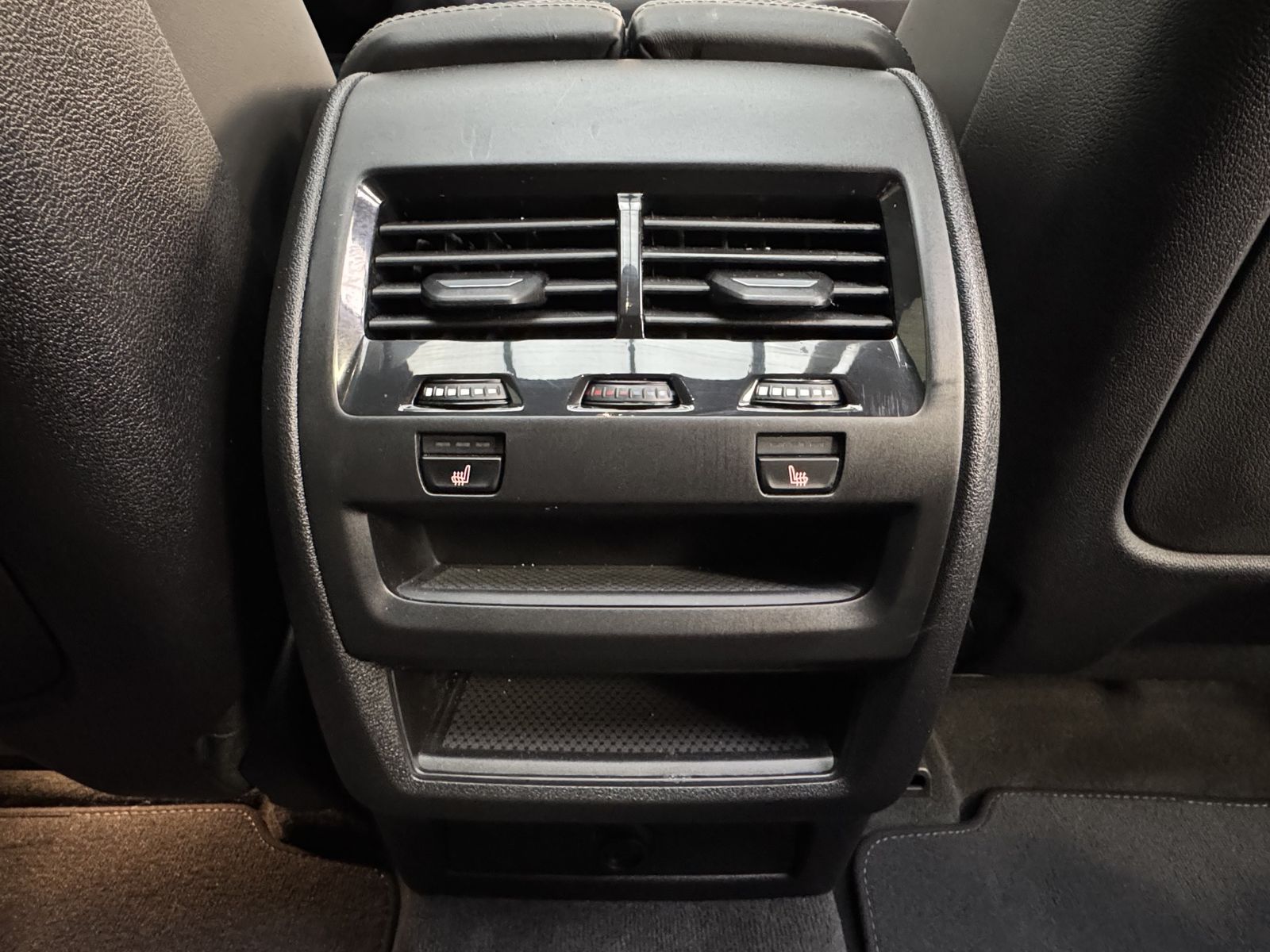 BMW X6 xDrive40d M Sport Pro - Samsaru's Car Outlet