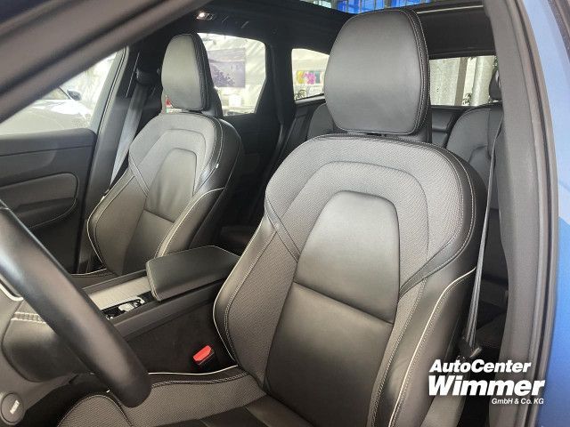 Volvo XC60 B4 D AWD R-Design AHK+Xenium+Licht uvm Navi