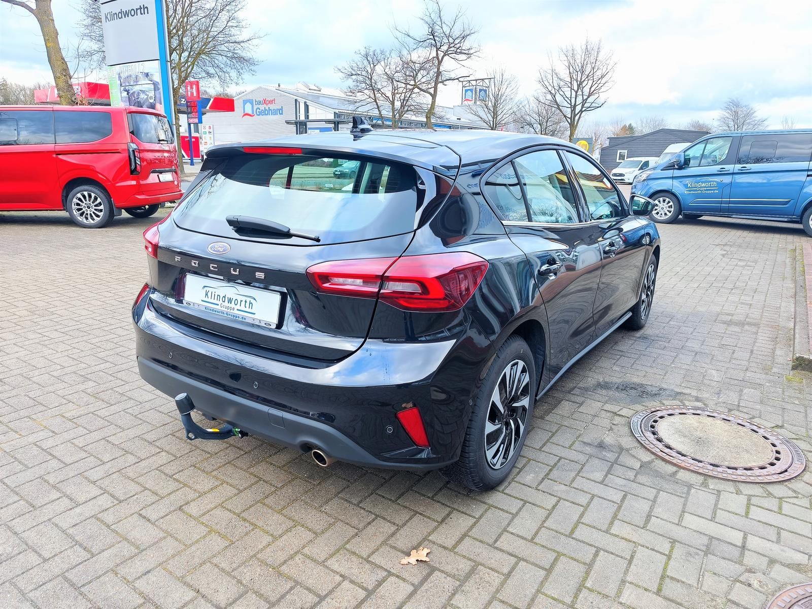 Ford Focus 1.0 EcoBoost Hybrid TITANIUM AHK,iACC,LED