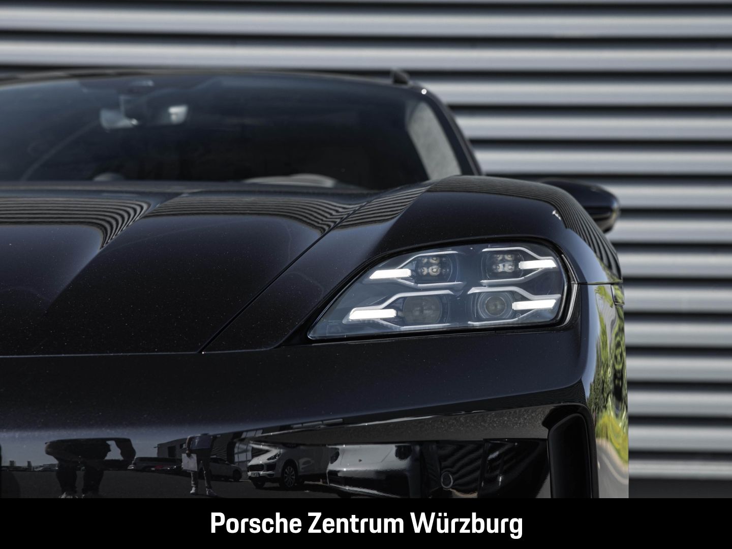Porsche Taycan GTS Sport Turismo HA-Lenkung InnoDrive