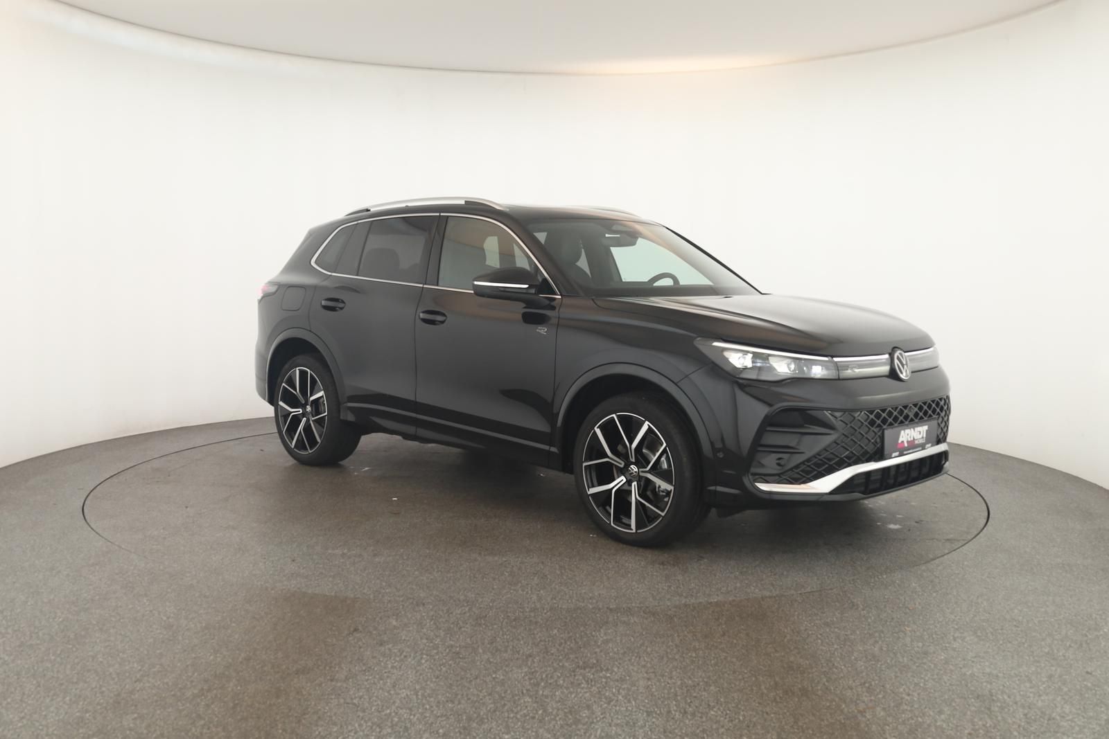 Volkswagen Tiguan 2.0 TDI 4M DSG R-Line Leder Pano Navi 360
