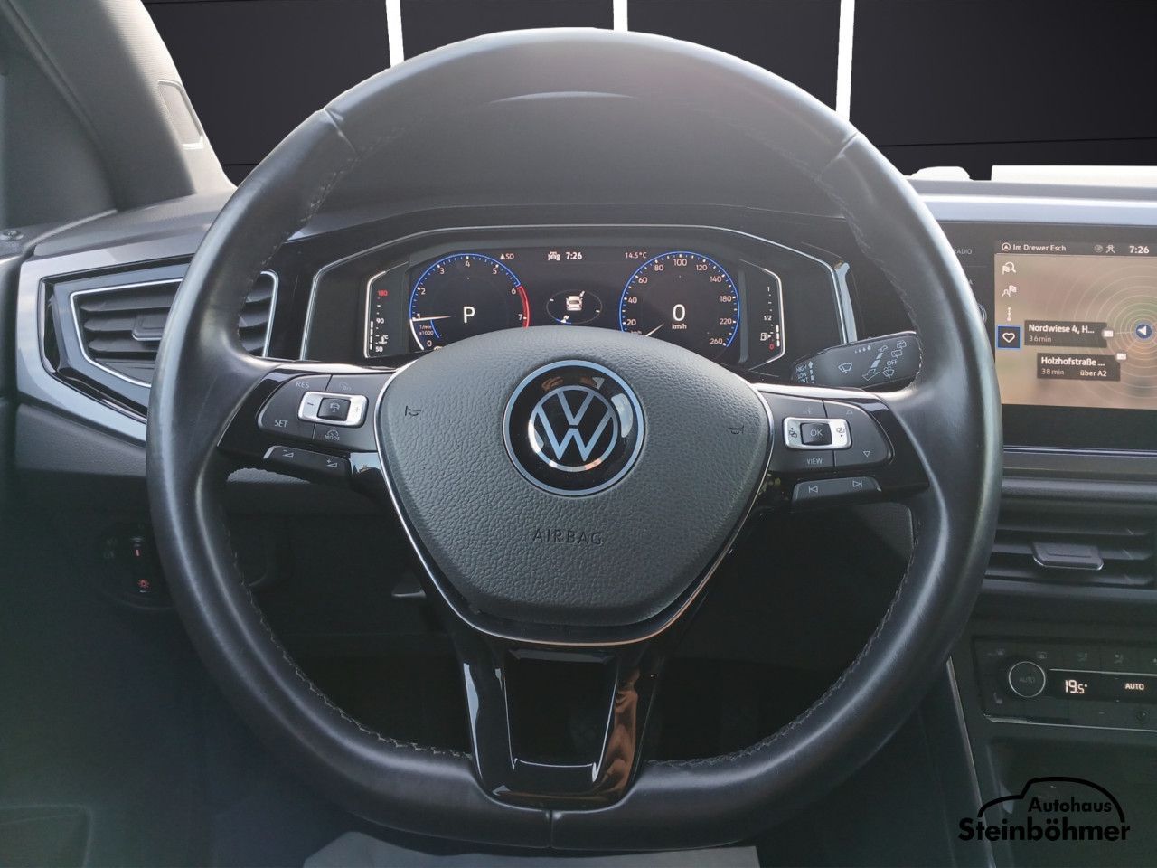 Volkswagen Polo Highline 1.0TSI DSG - Samsaru's Car Outlet