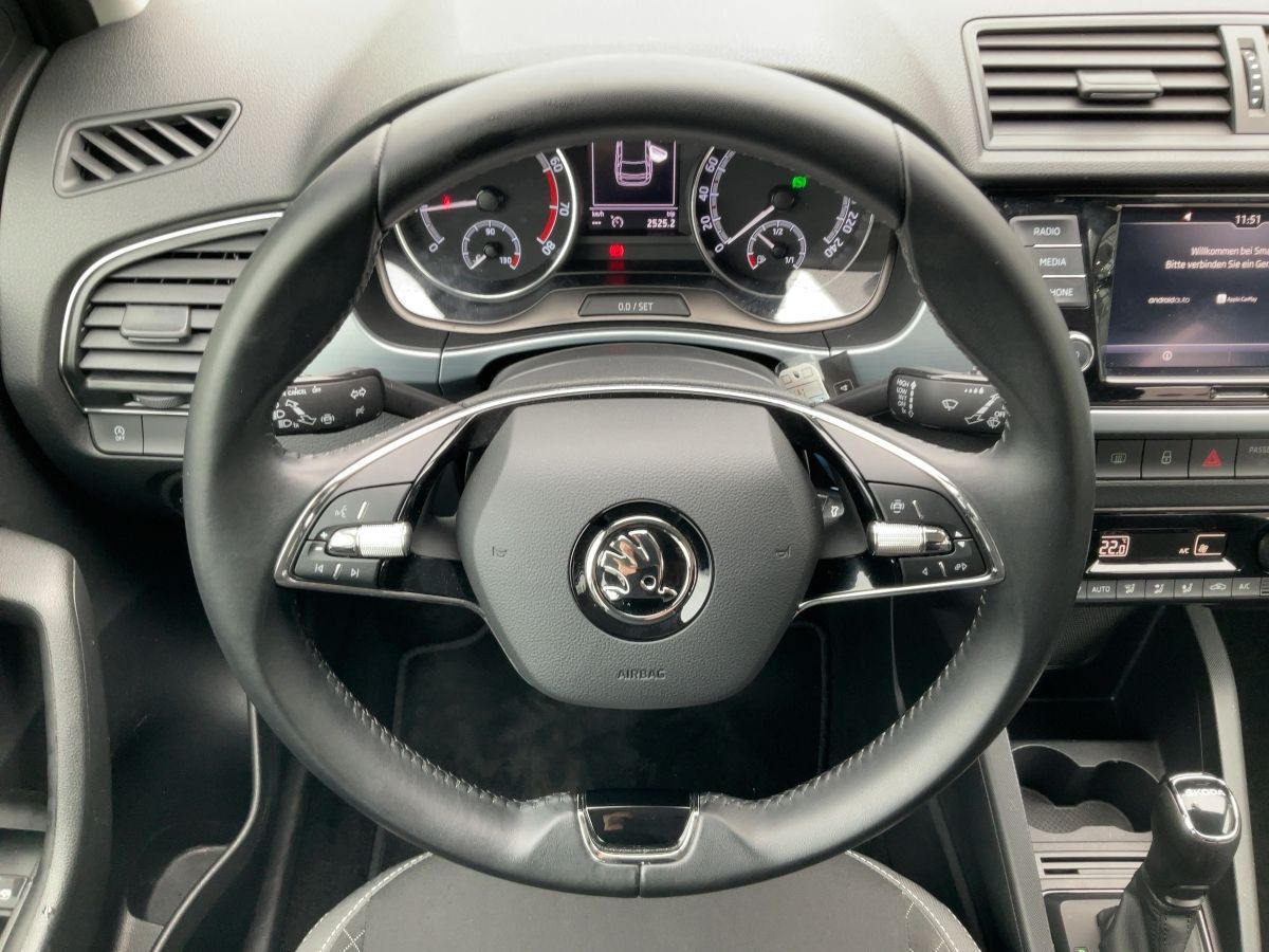 Skoda Fabia Combi 1.0 TSI DSG AMBITION - Samsaru's Car Outlet