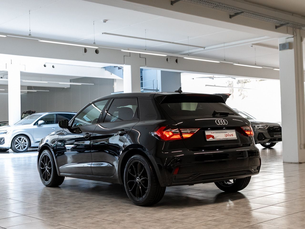 Audi A1 Sportback 25 TFSI advanced - Samsaru's Car Outlet