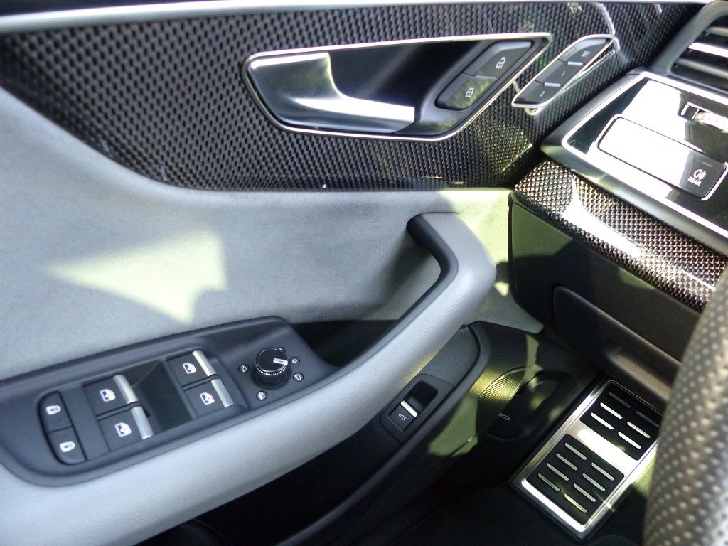 Audi Q8 competition+ 50 TDI quattro Tiptronic S line