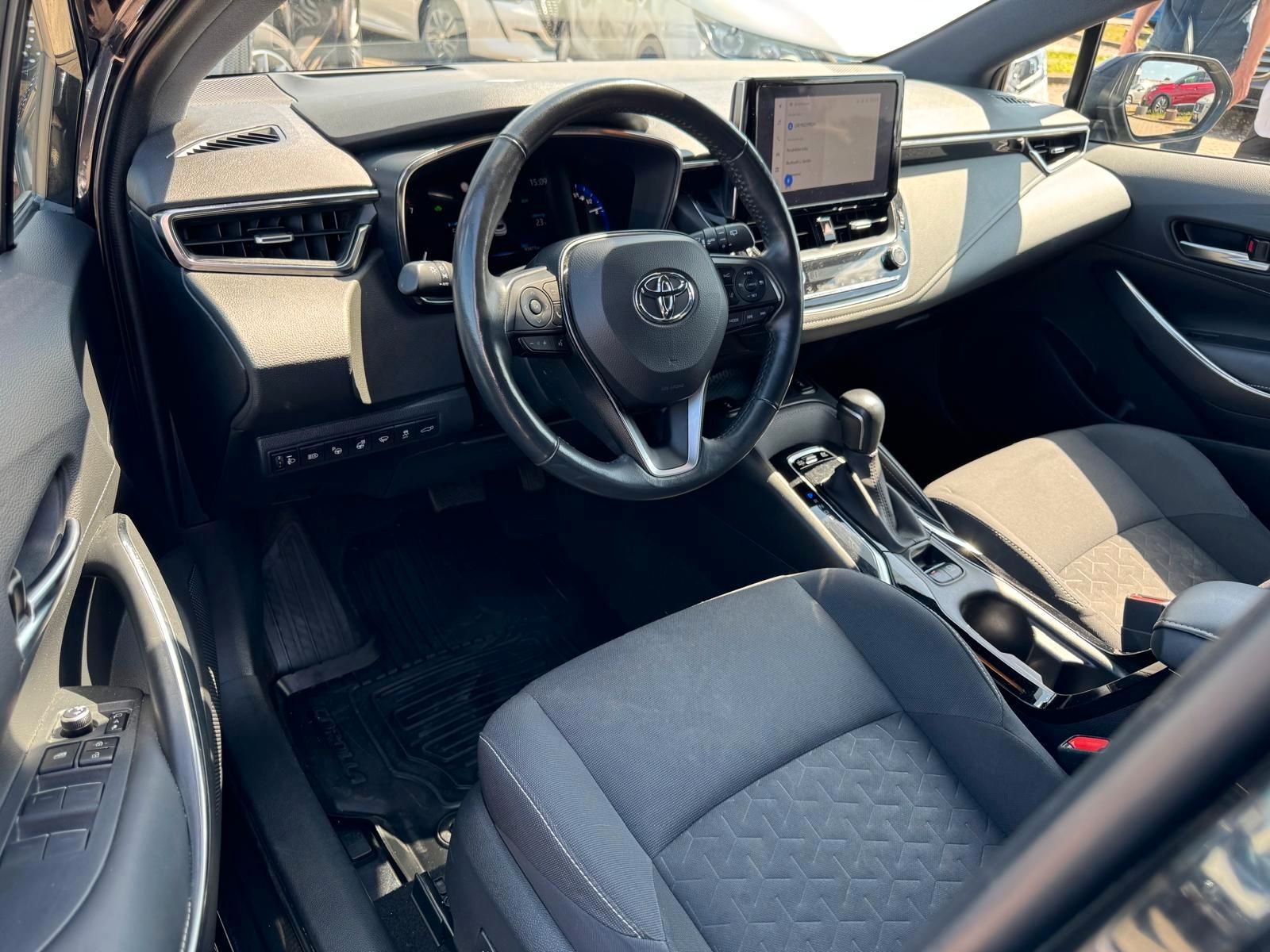 Toyota Corolla Touring Sports Hybrid Business Edition - Samsaru's Car Outlet