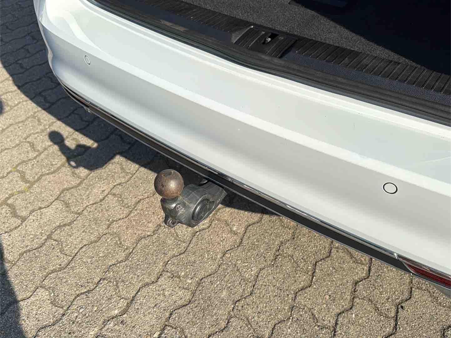 Volkswagen Passat Variant GTE - Samsaru's Car Outlet
