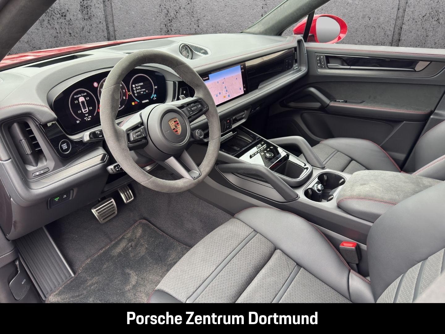 Porsche Cayenne GTS Coupe HA-Lenkung InnoDrive Head-Up