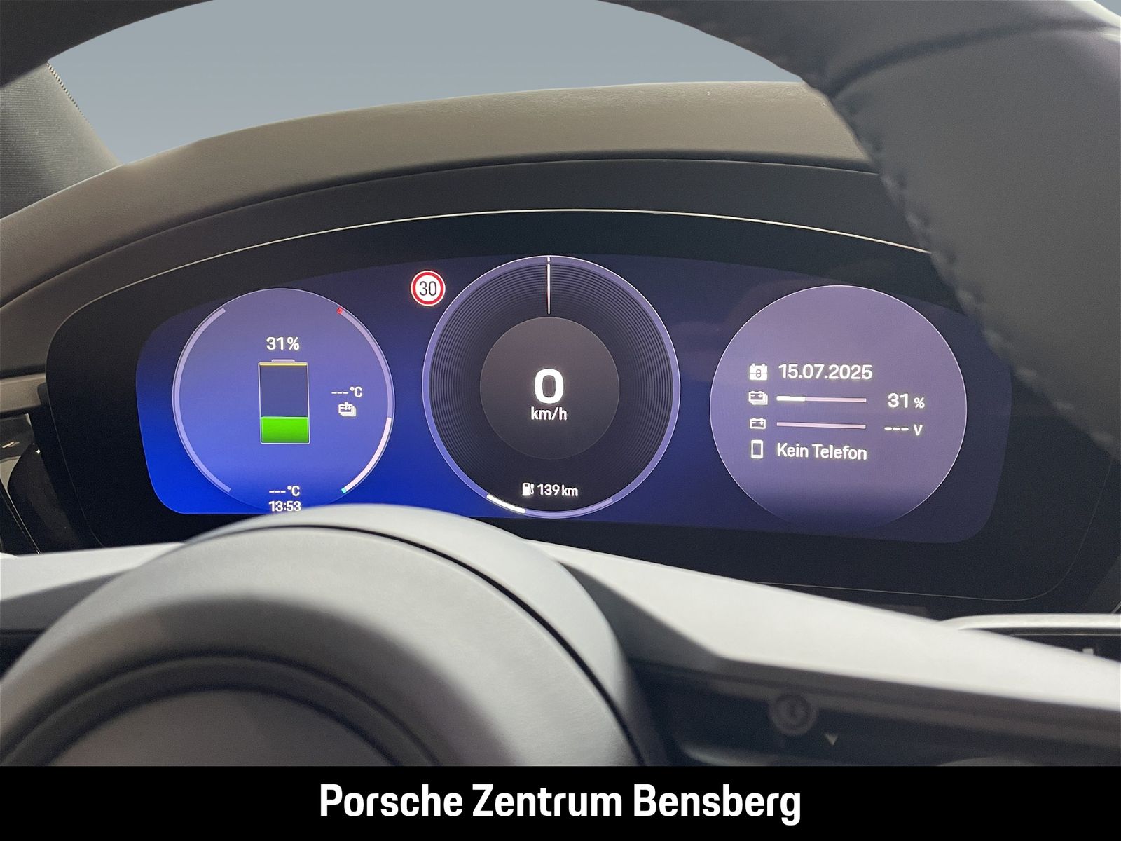 Porsche Macan 4 Electric