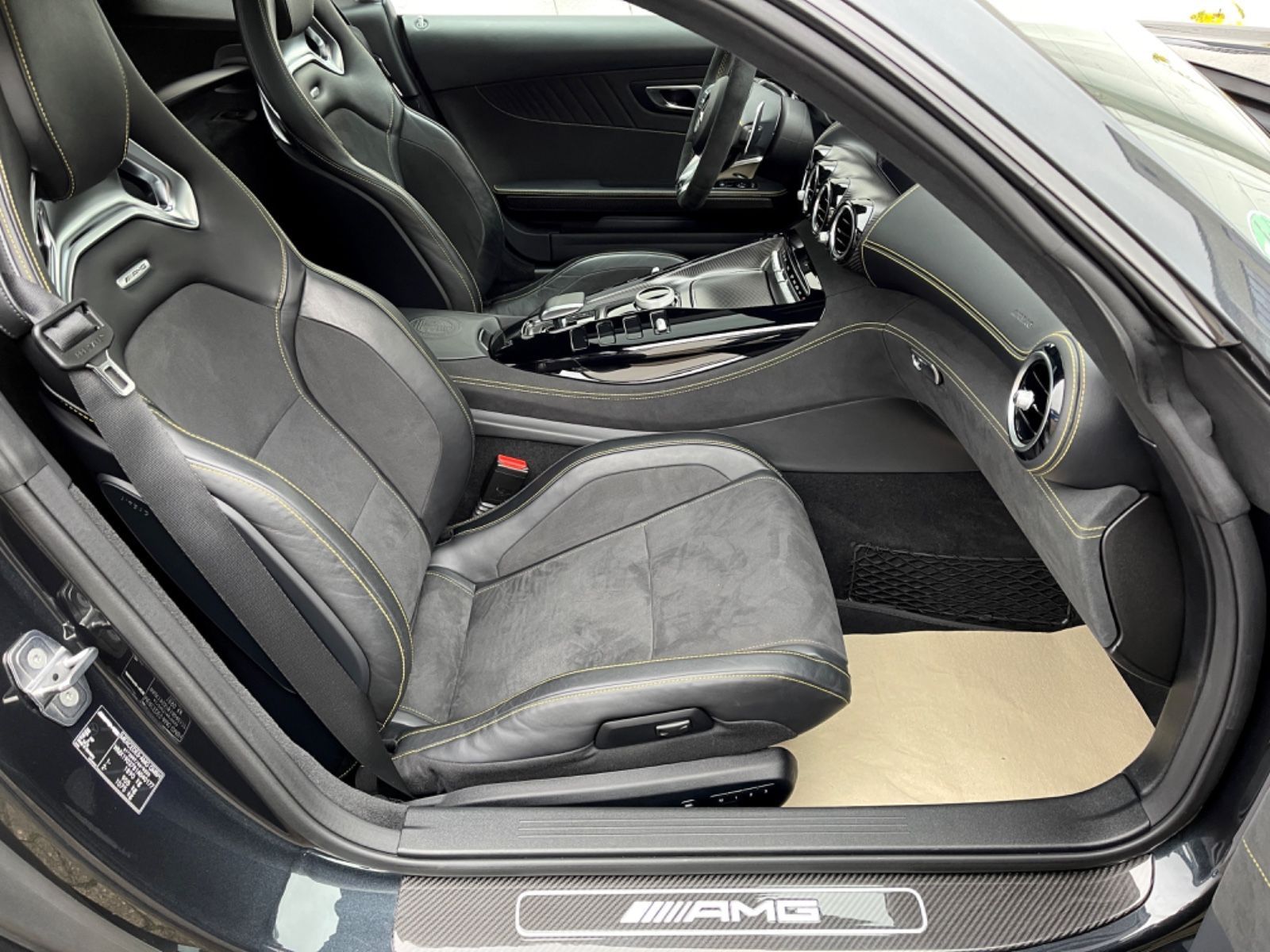 Mercedes-Benz AMG GT S Coupe - Samsaru's Car Outlet
