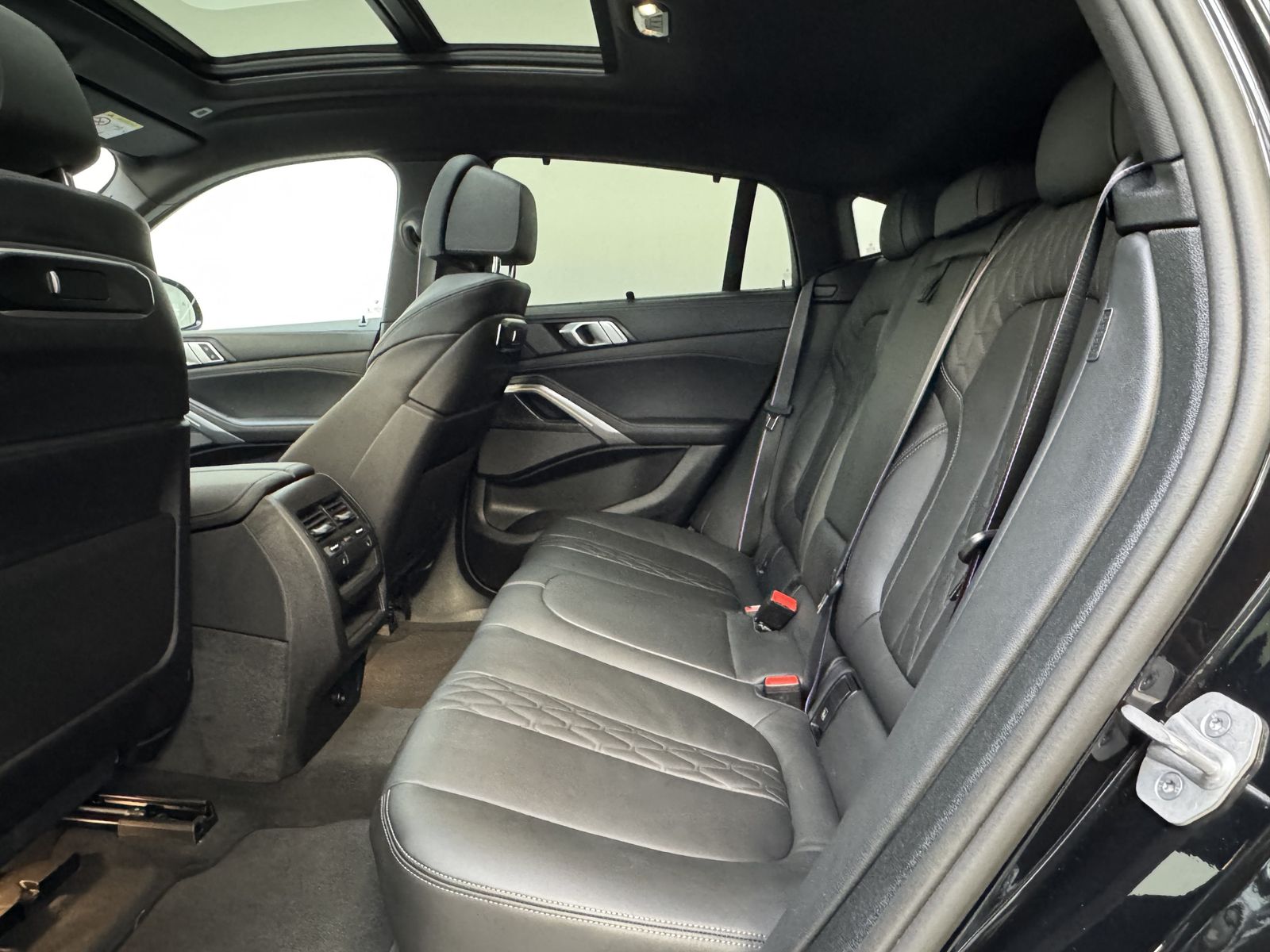 BMW X6 xDrive40d M Sport Pro - Samsaru's Car Outlet