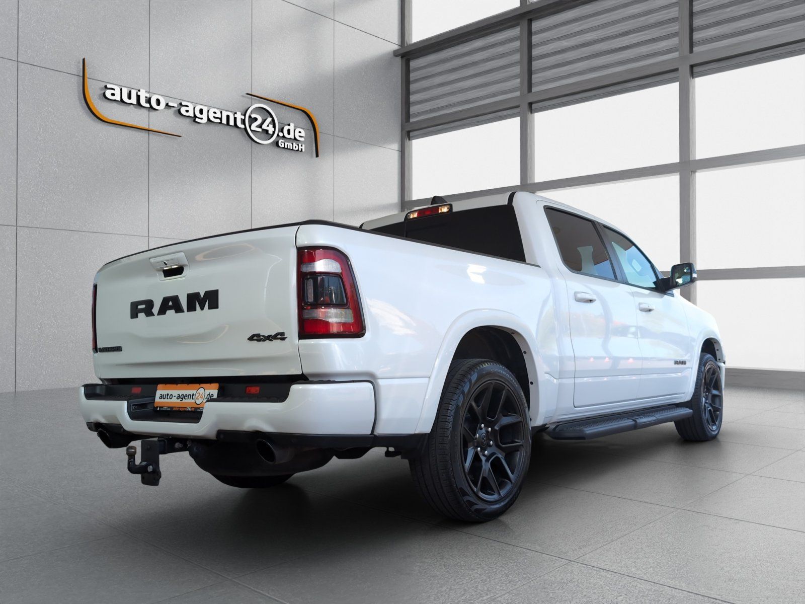Dodge  1500 5.7 V8 HEMI Laie/1.Hd/LPG/AHK/Rollo