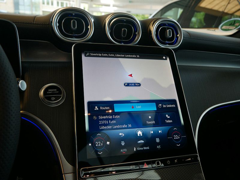 Mercedes-Benz GLC 300 d 4M AMG NIGHT MEMO 360 AHK DISTR KAMERA