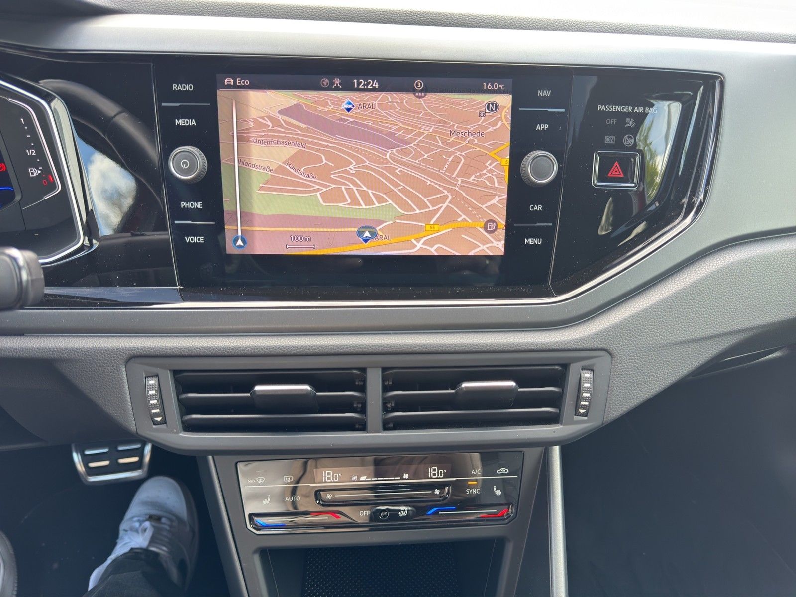 Volkswagen Taigo 1.5TSI DSG R-Line - Samsaru's Car Outlet