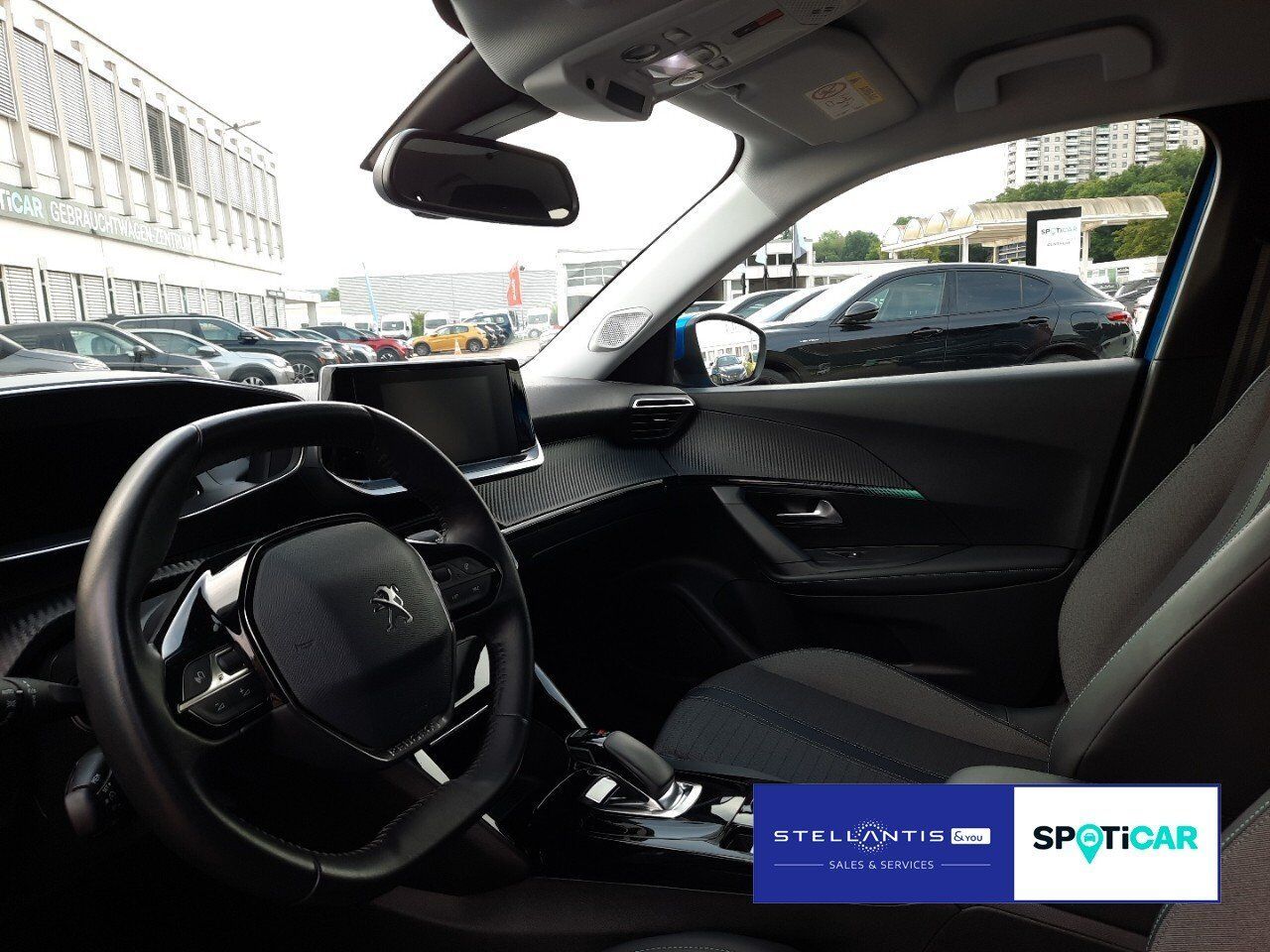 Peugeot 2008 e-Allure Pack - Samsaru's Car Outlet