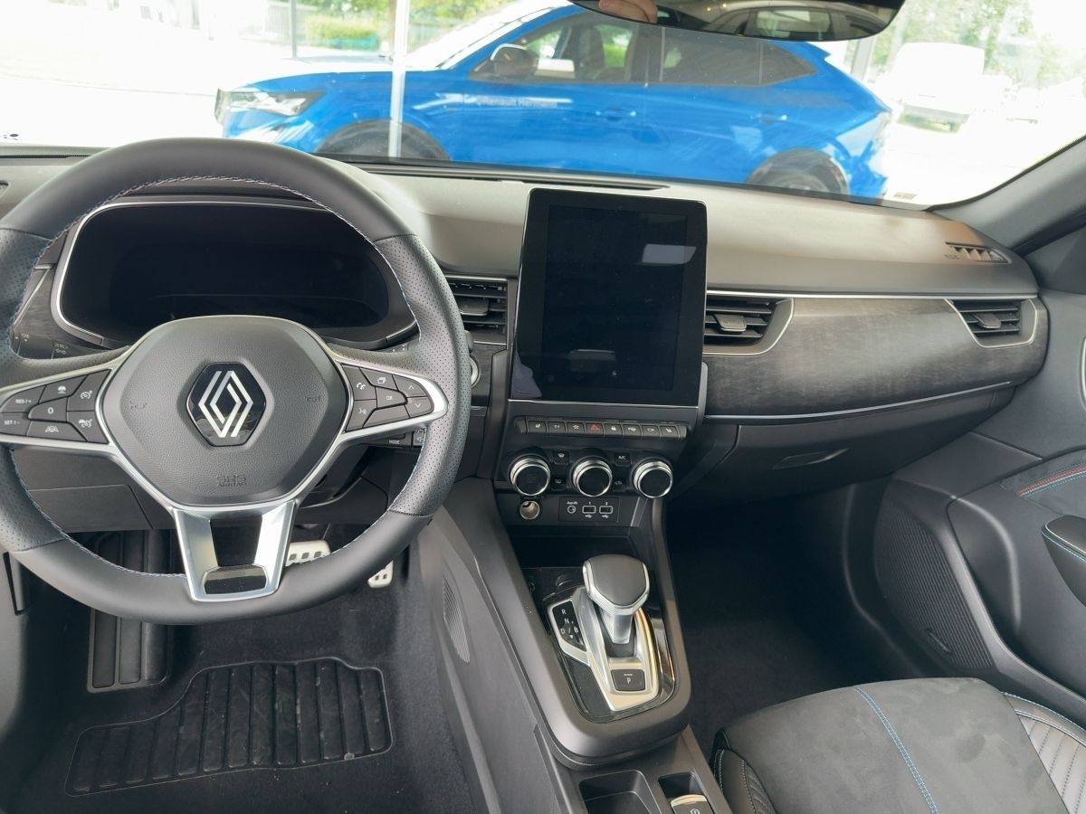 Renault Arkana Esprit Alpine 1.6 E-Tech - Samsaru's Car Outlet