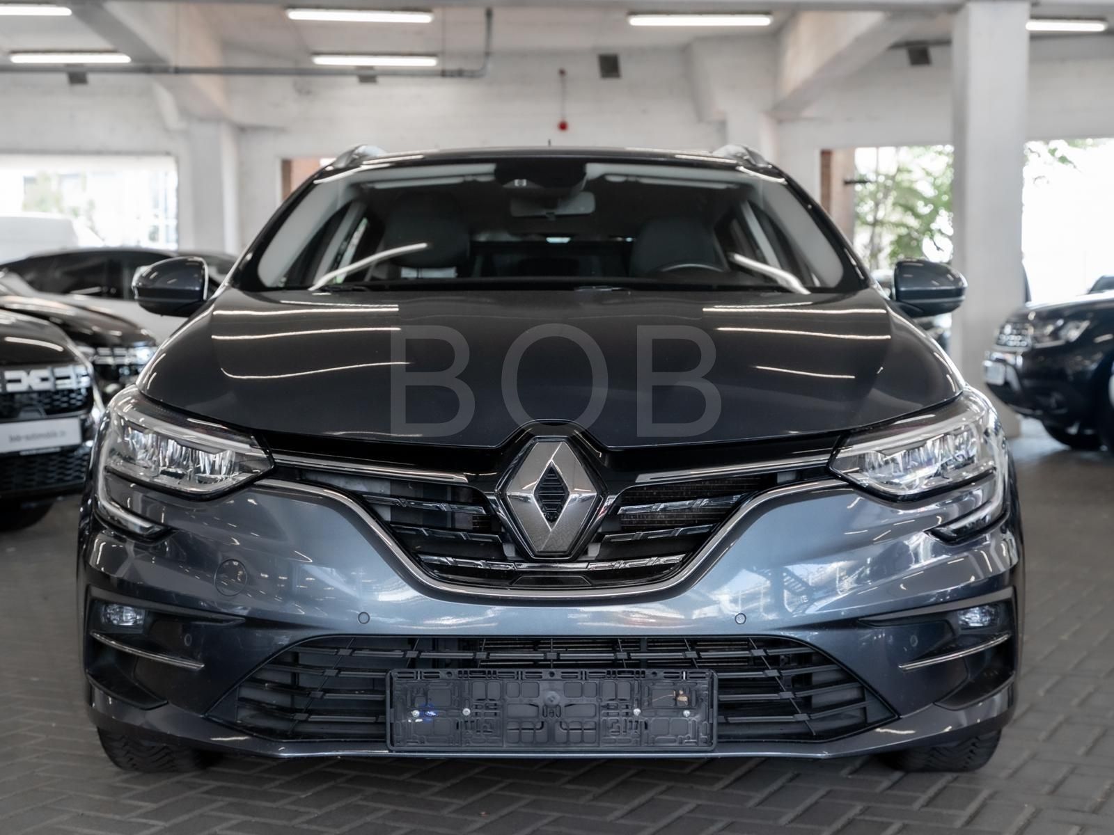 Renault Megane Grandtour ZEN E-TECH Plug-in - Samsaru's Car Outlet
