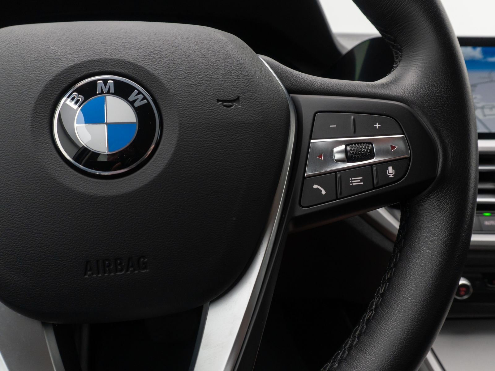 BMW 320i Sport - Samsaru's Car Outlet