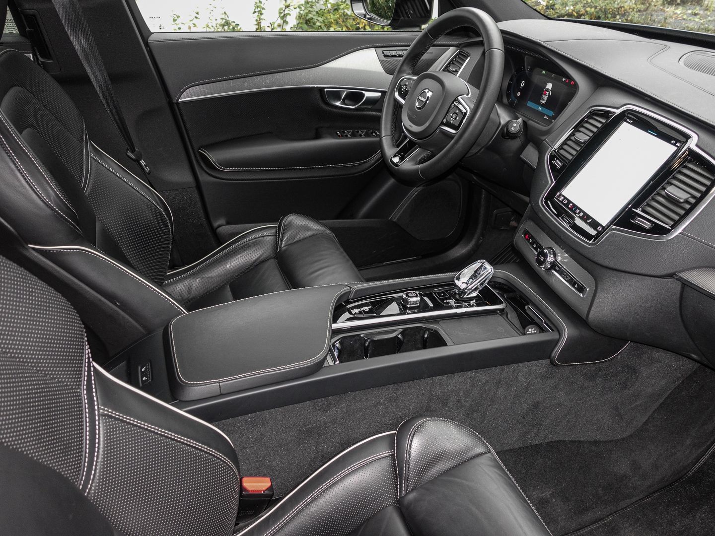 Volvo XC90 Plus Dark AWD 7-Sitzer AD StandHZG AHK Digi