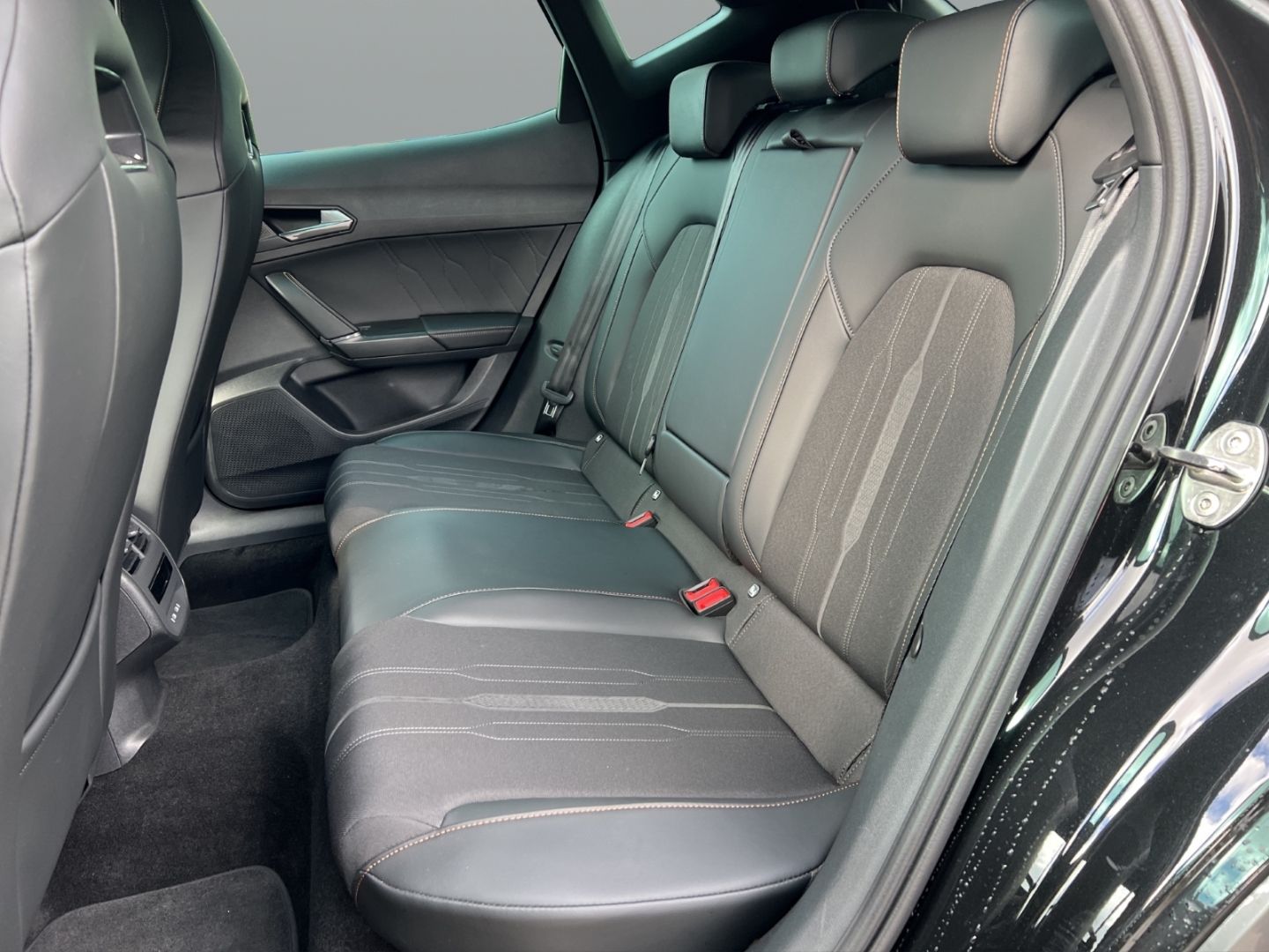 Cupra Formentor Basis 1.5 TSI - Samsaru's Car Outlet