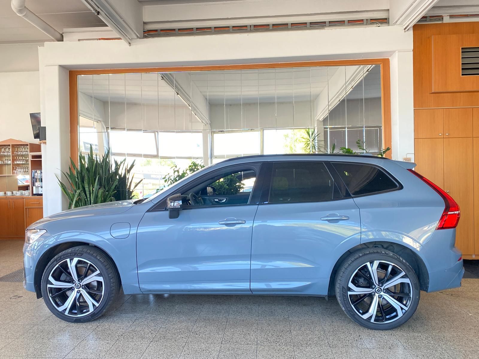 Volvo XC60 T8 Plug-In Hybrid AWD Ultimate Dark