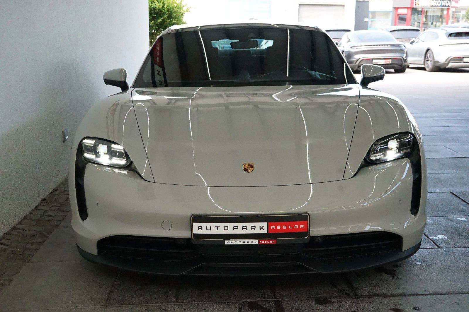 Porsche Taycan 4 S*KREIDE/PANO/CHRONO/3xDISPLAY/MEGA !!