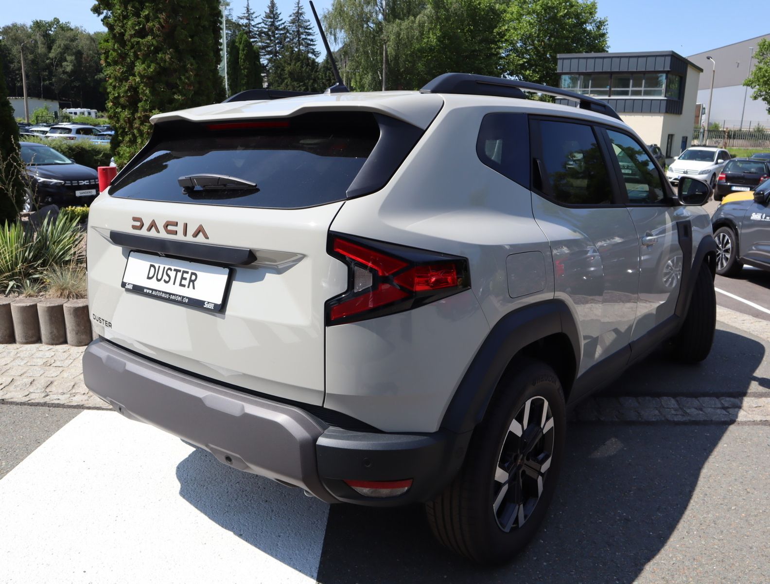 Dacia Duster Extreme TCe 130 - Samsaru's Car Outlet