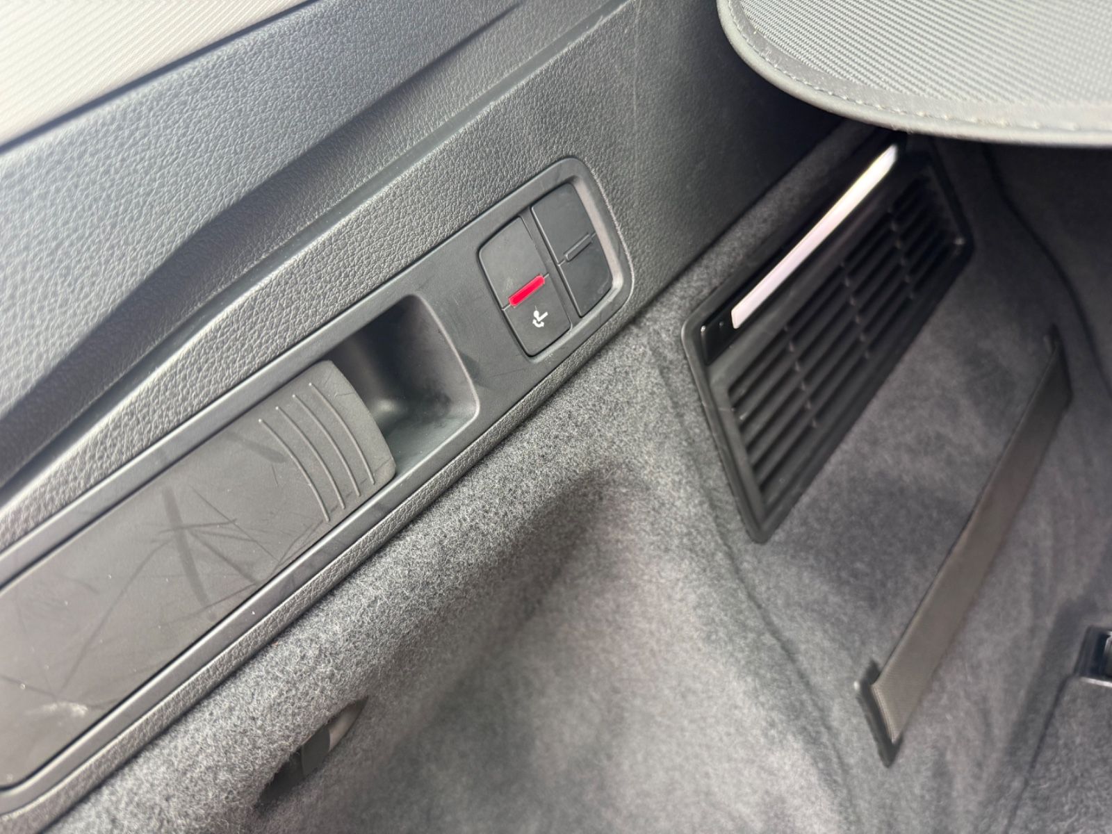Audi Q5 40 TDI quattro - Samsaru's Car Outlet