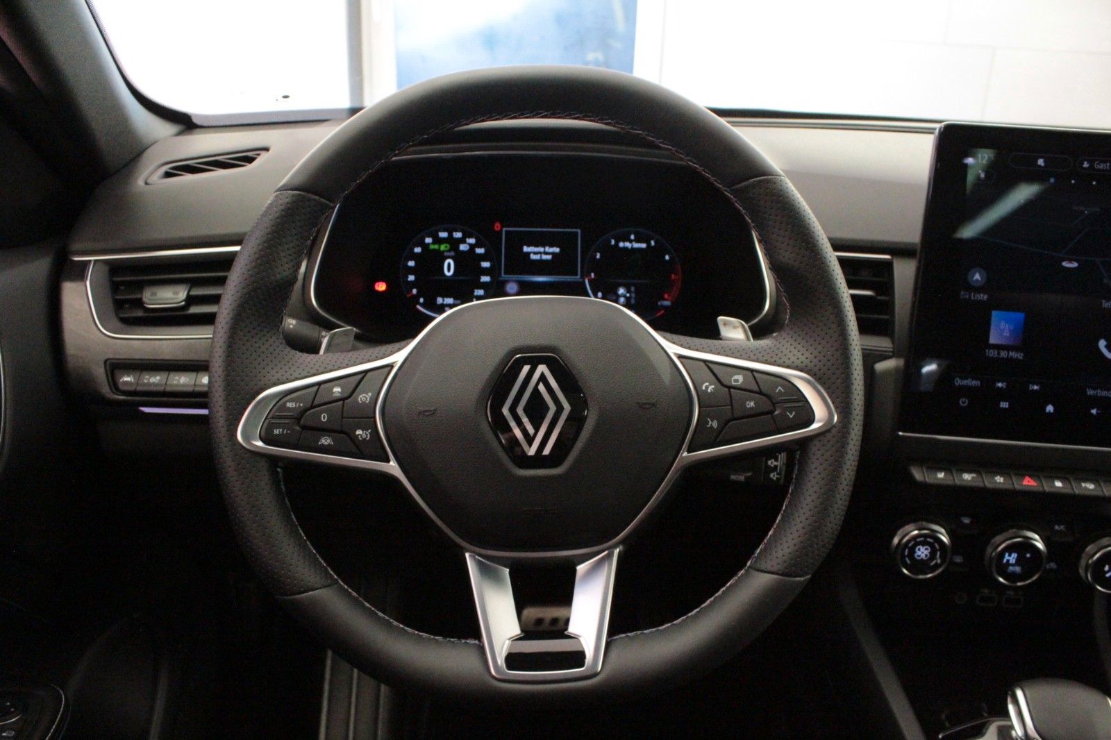 Renault Arkana Mild Hybrid - Samsaru's Car Outlet