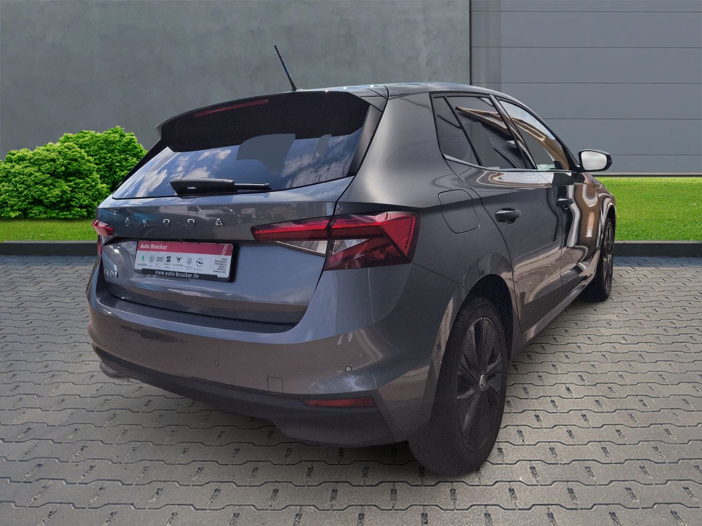 Skoda Fabia Style 1.0 TSI - Samsaru's Car Outlet