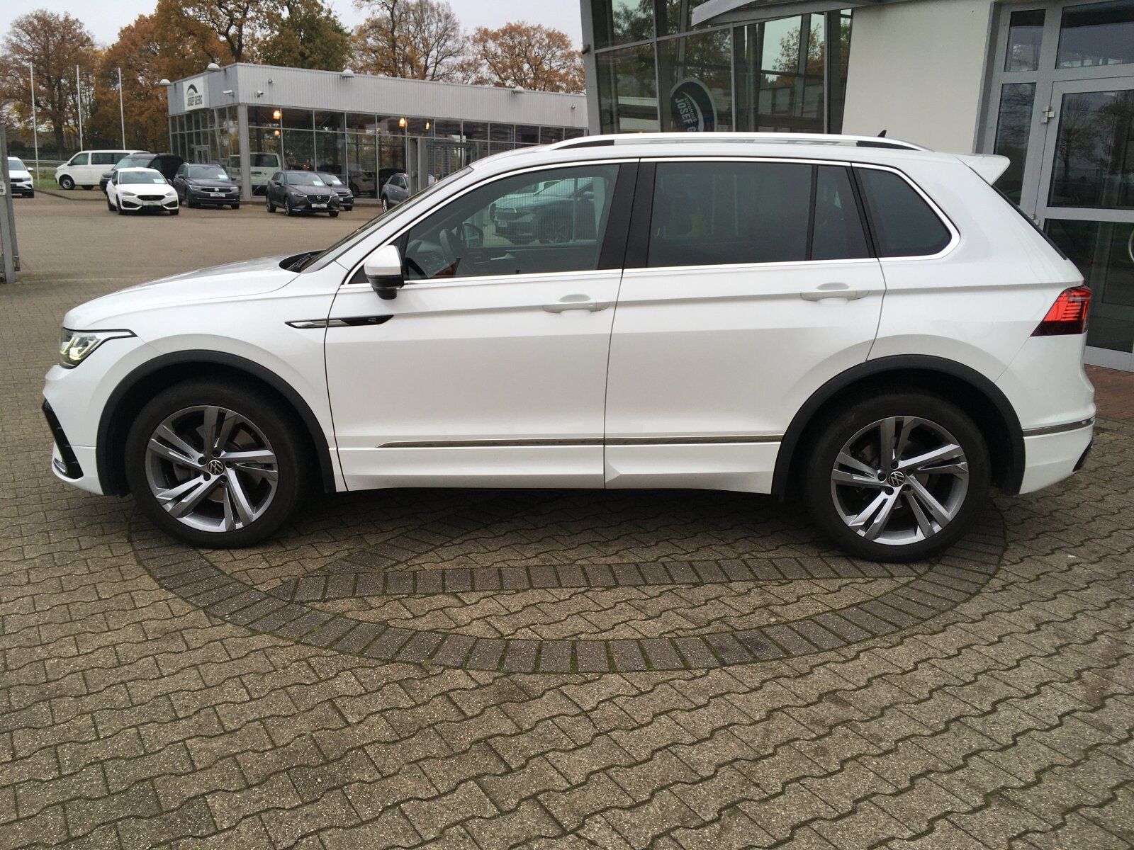 Volkswagen Tiguan R-Line 2.0 TDI 4Motion Leder+Soundsystem+