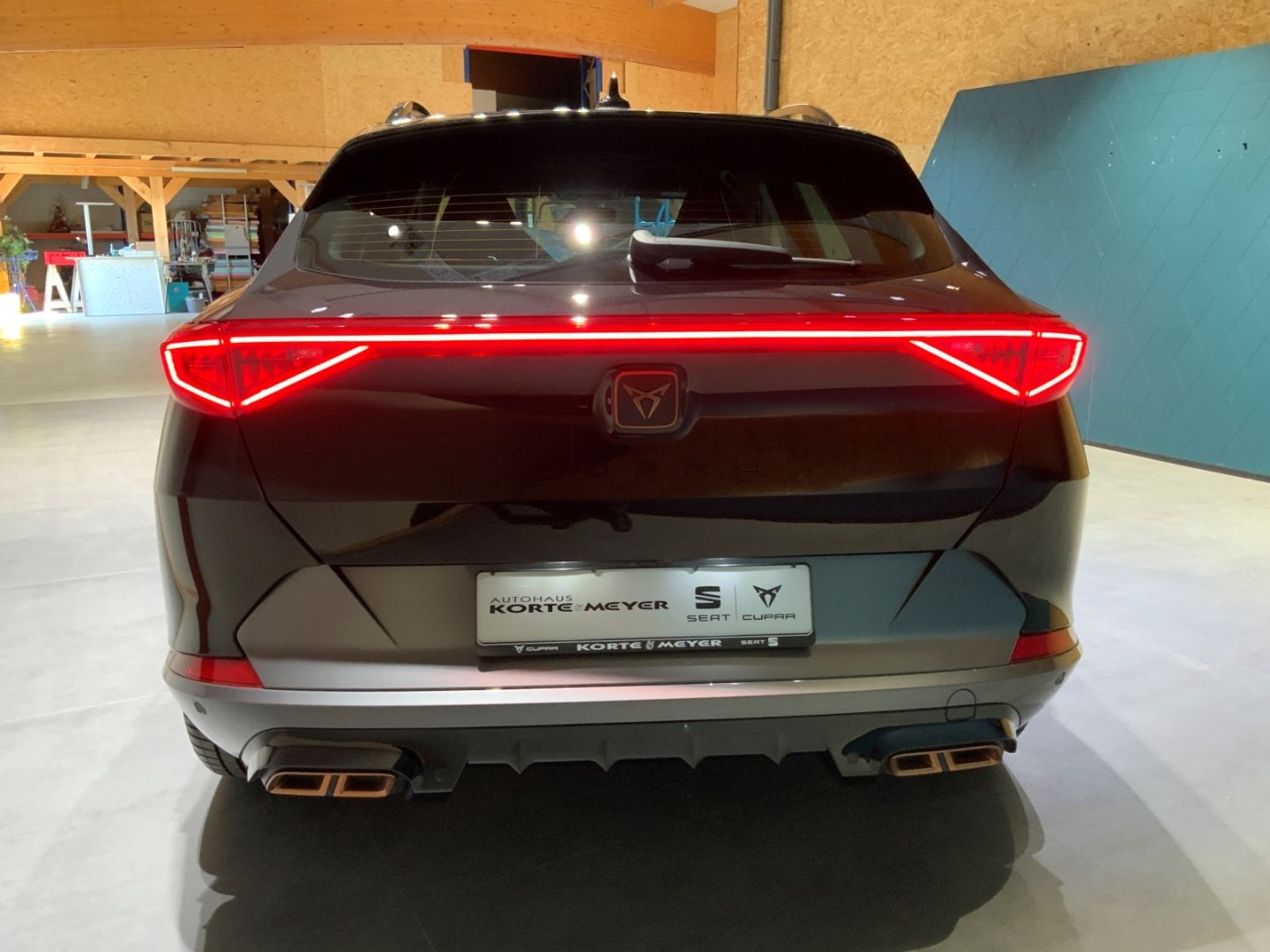 Cupra Formentor 1.4e-Hybrid DSG+AHK +El.Fahrersitz+