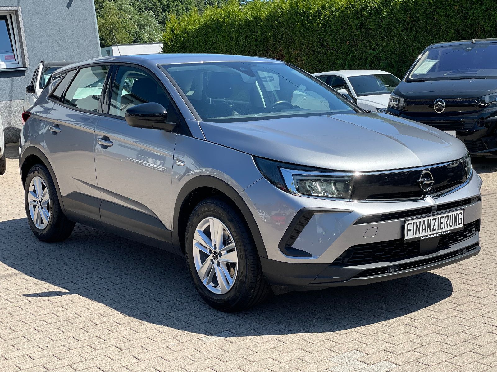 Opel Grandland (X) - Samsaru's Car Outlet