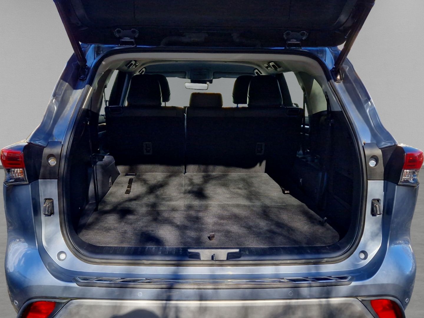 Toyota Highlander 2.5 Hybrid Luxury 7-Sitzer HUD Navi M