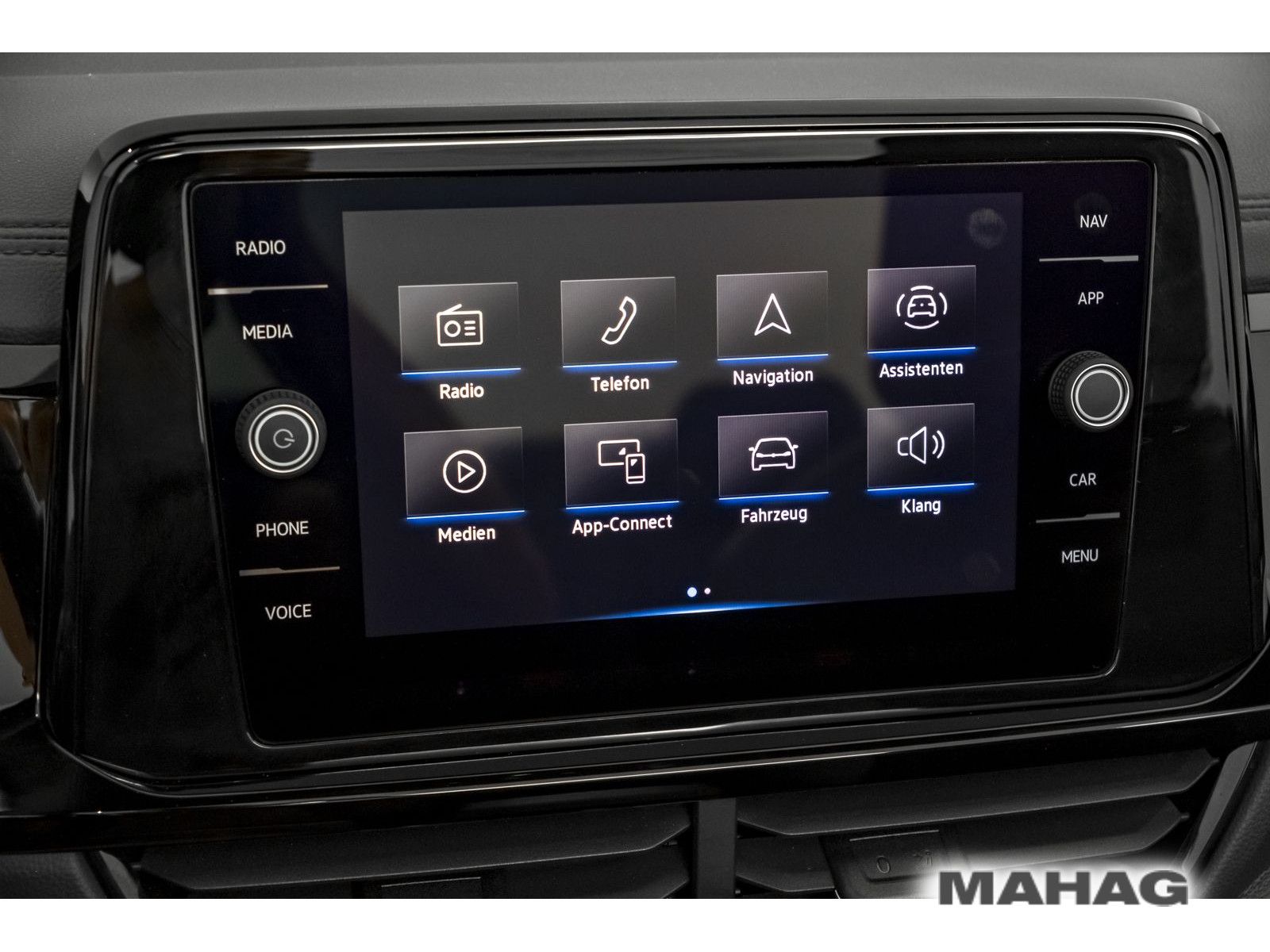 Volkswagen T-Roc R-Line - Samsaru's Car Outlet