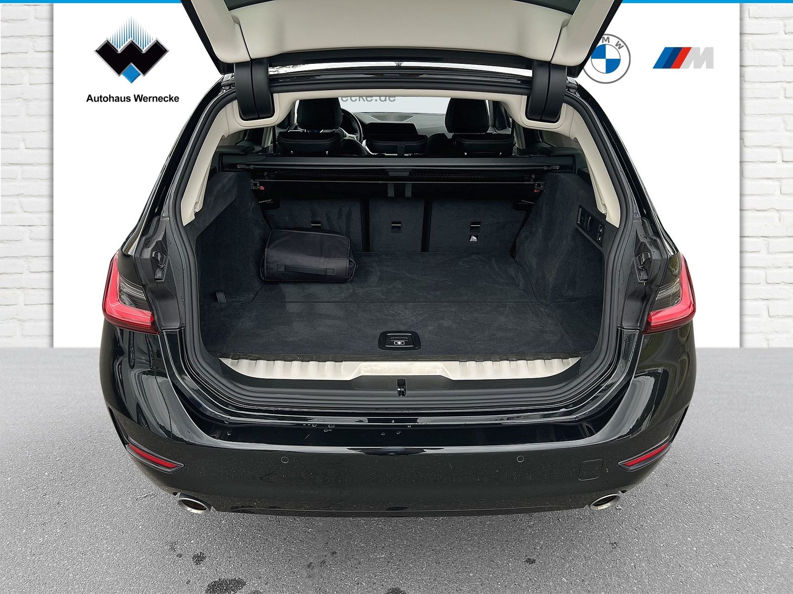 BMW 320e Touring Sport Line - Samsaru's Car Outlet