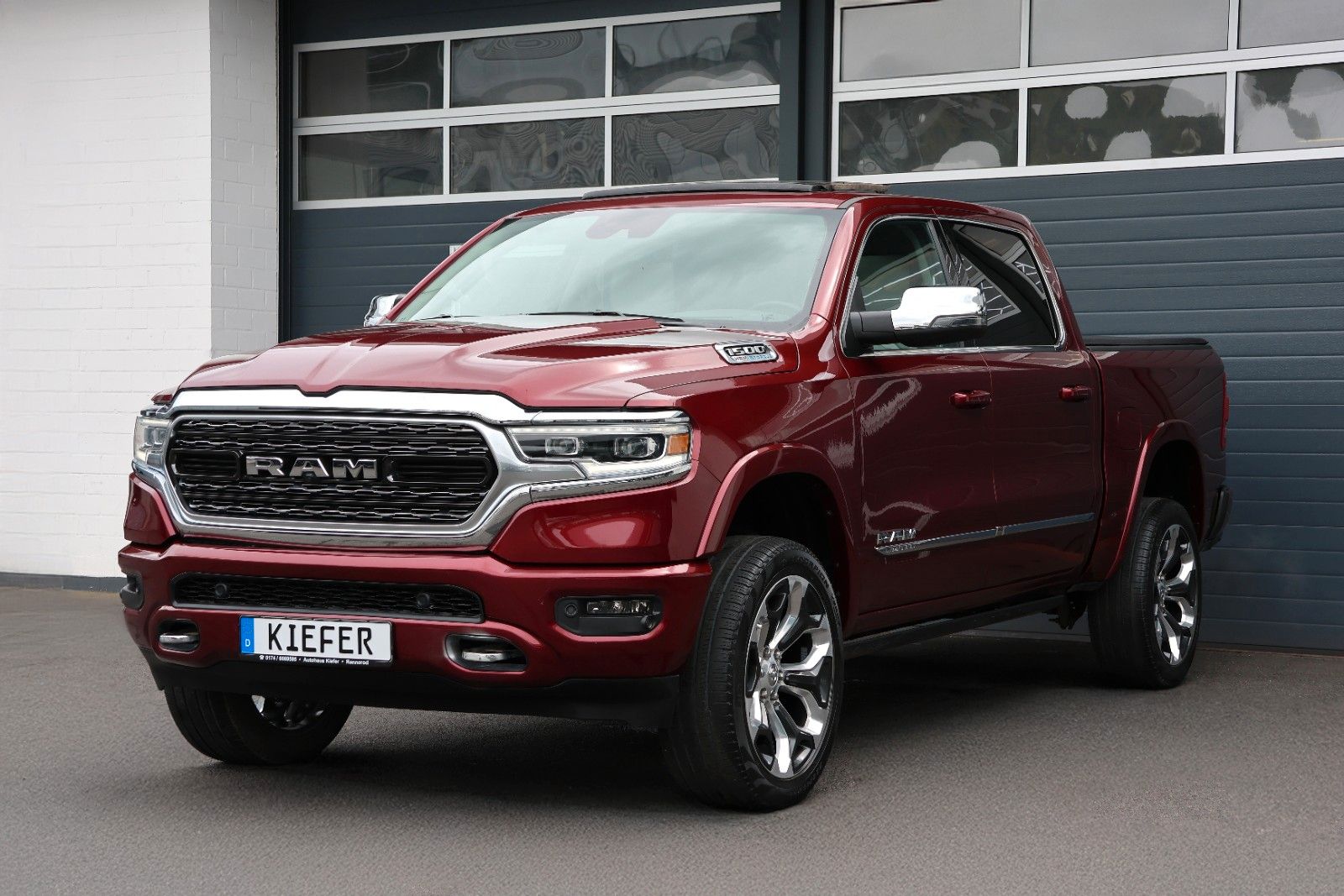 Dodge RAM 1500 5.7 4x4/ACC/HUD/360/H&K/Luftfederung/22