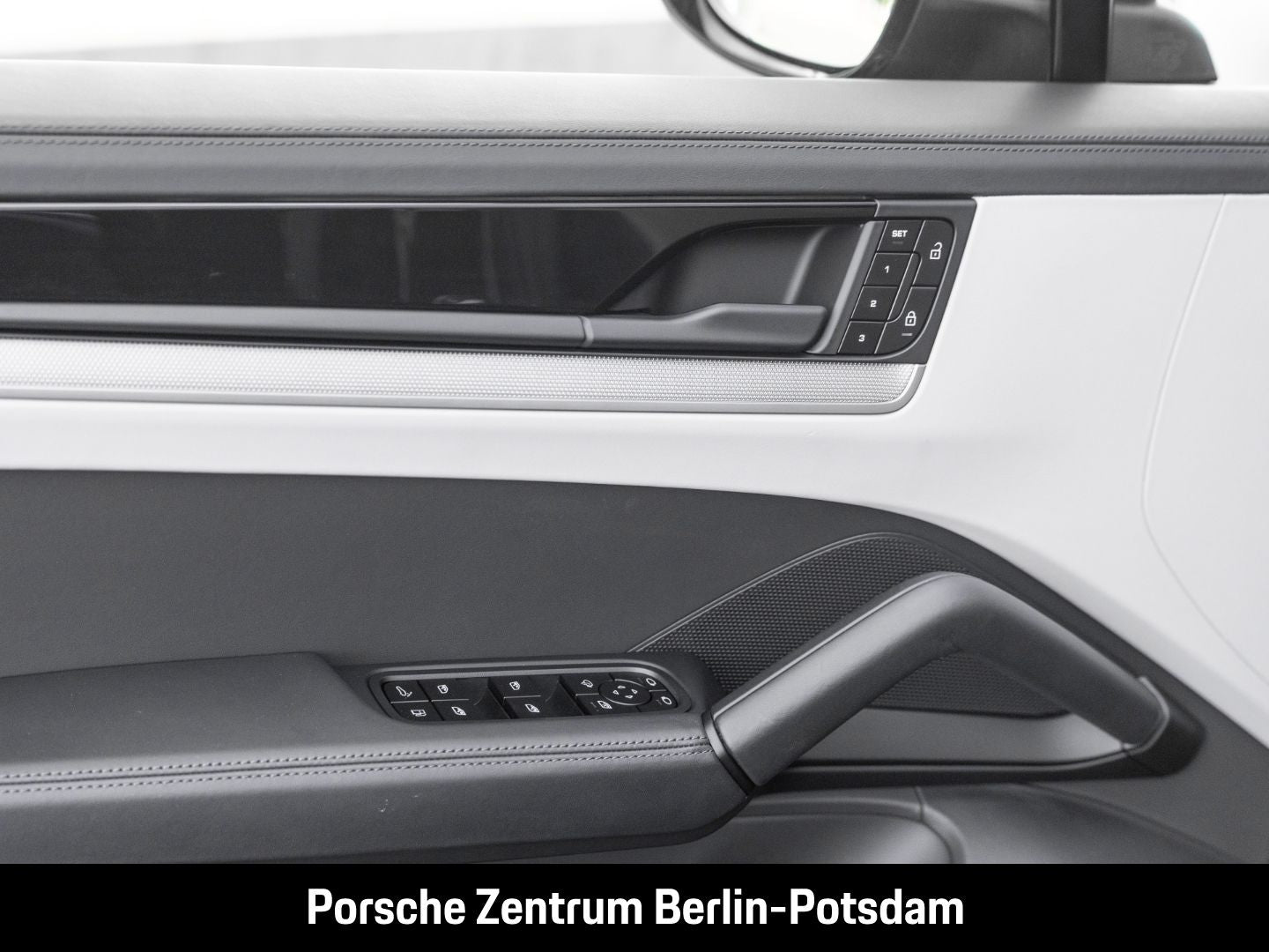 Porsche Cayenne E-Hybrid Coupe BOSE Luftfederun LED