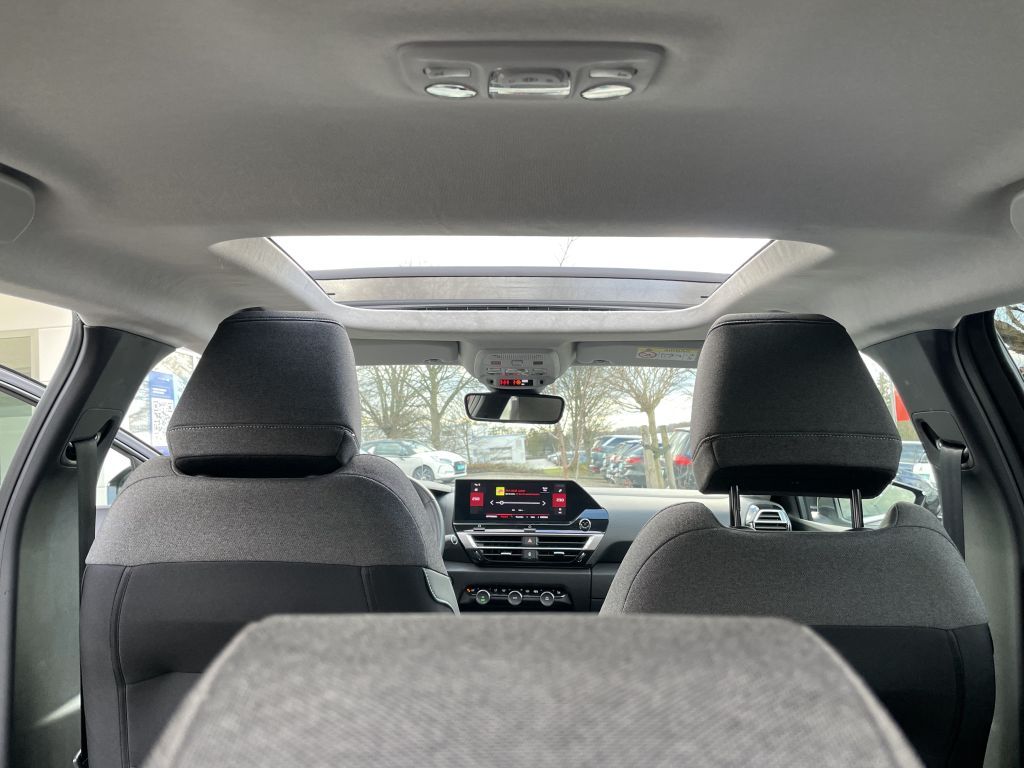 Citroën C4 BlueHDi 130 Stop&Start EAT8 SHINE