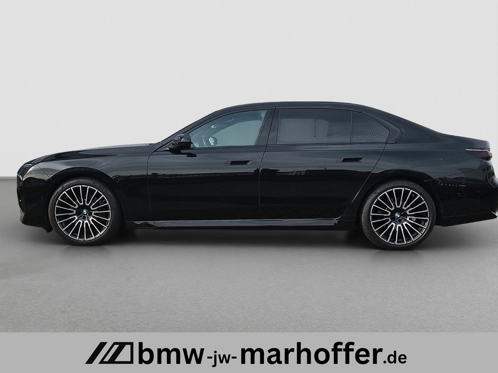 BMW 740 d xDrive MSport Iconic Massage Standhzg